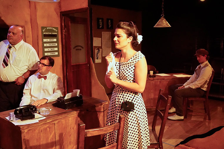 Heights Players - przedstawienie teatralne Detective Story autorstwa Sidney Kingsley'a w reżyserii Ed'a Healy (Brooklyn Heights), w roli Miss Hatch i Ms. Bagatelle