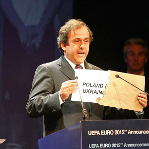 Losowanie Euro 2012 na Wawelu?
