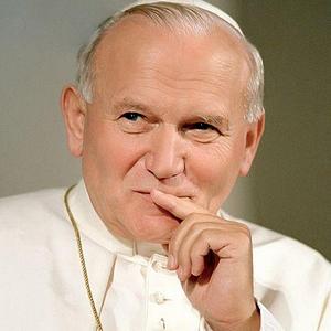 Jan Paweł II - święty w poezji