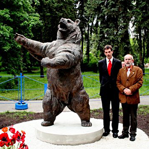 „Oglądając pomnik Niedźwiedzia Wojtka, trzeba pamiętać o polskiej historii”