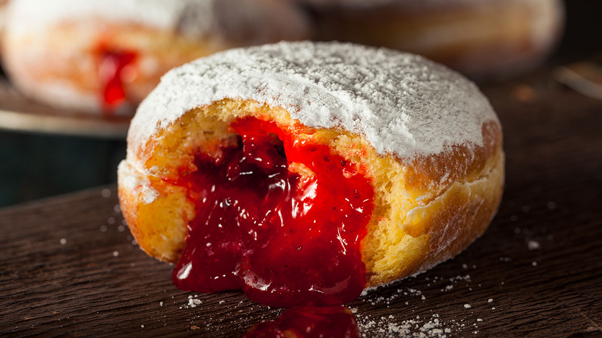 Pączki (Polish Donuts) for Fat Thursday in the U.S. at Polish Stores in Your Area