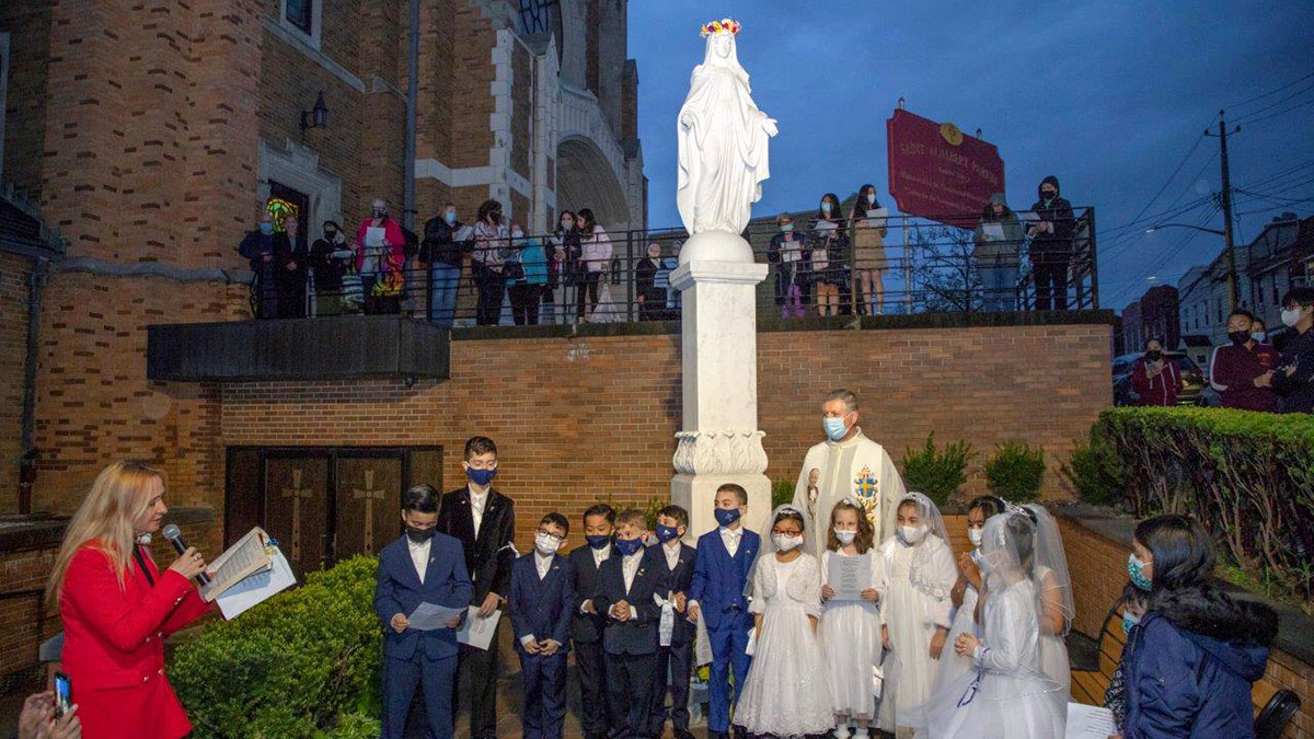 Photo Gallery: Coronation of the statue of Our Lady of the Immaculate at St. Adalbert Parish Elmhurst, NY