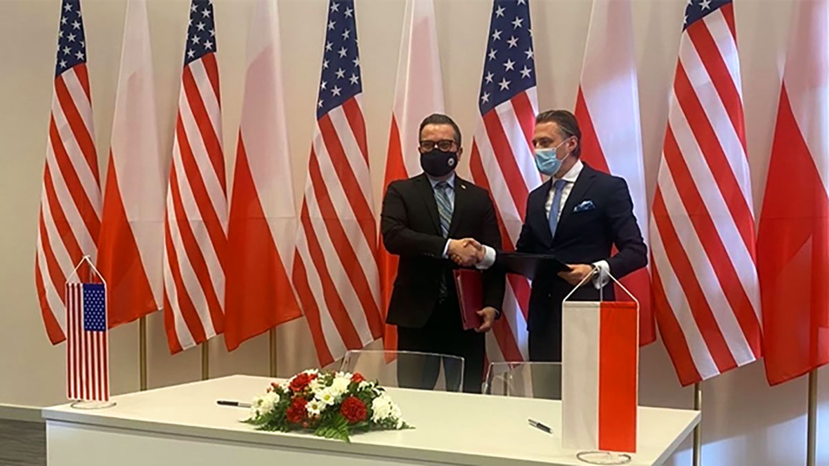 Stany Zjednoczone i Polska podpisały umowę o bezpieczeństwie ruchu lotniczego 