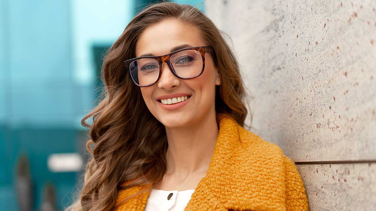 Okulary coraz częściej postrzegane jako element garderoby i wizerunku. O trendach optycznych dowiadujemy się z Instagrama
