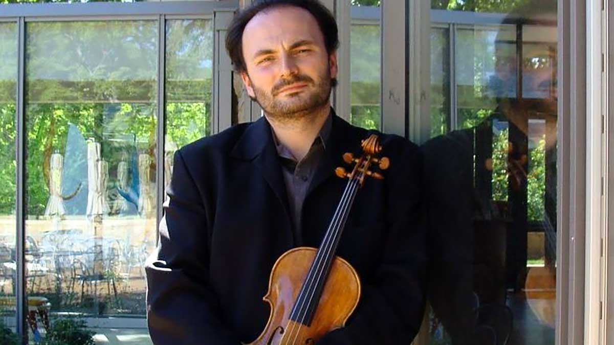 Paganini, Wieniawski, Bach. A Violin Solo Recital by Adrian Sylveen in Hartford, CT