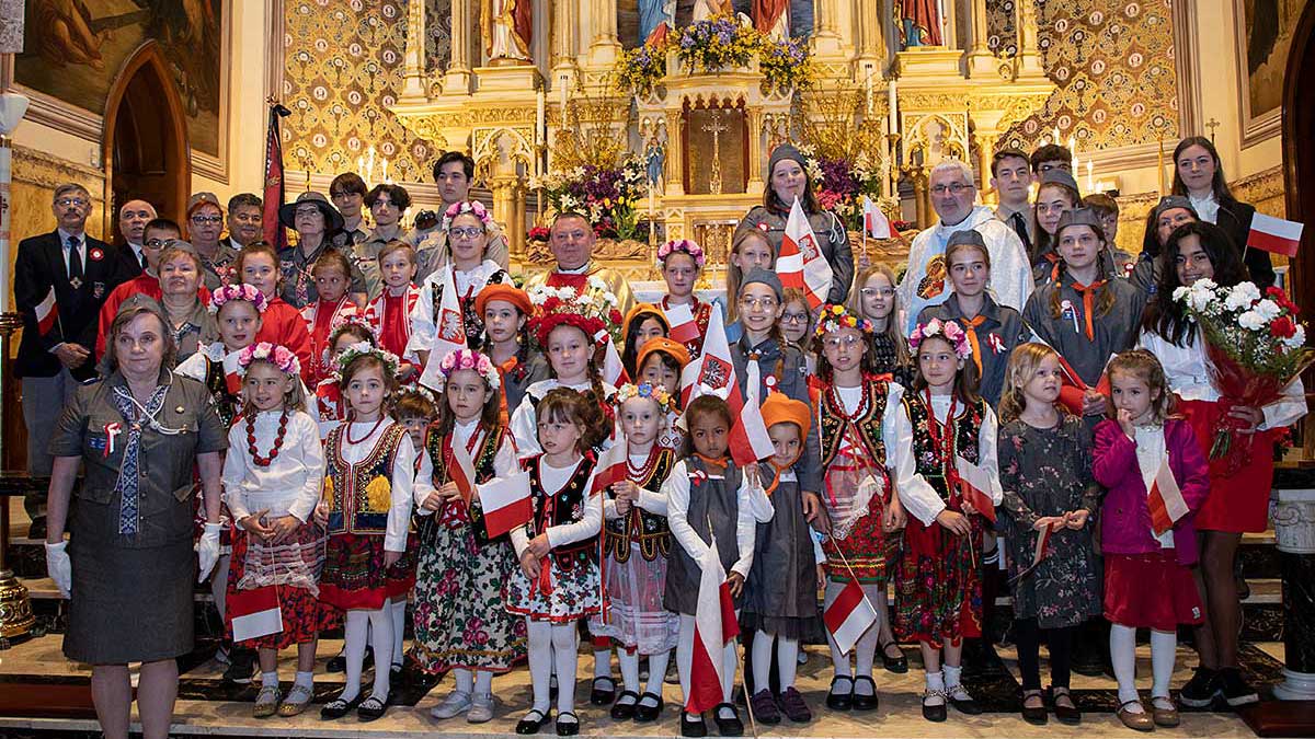 3 Maj, Dzień Flagi i Święto Polonii w kościele św. Stanisława Kostki w Nowym Jorku