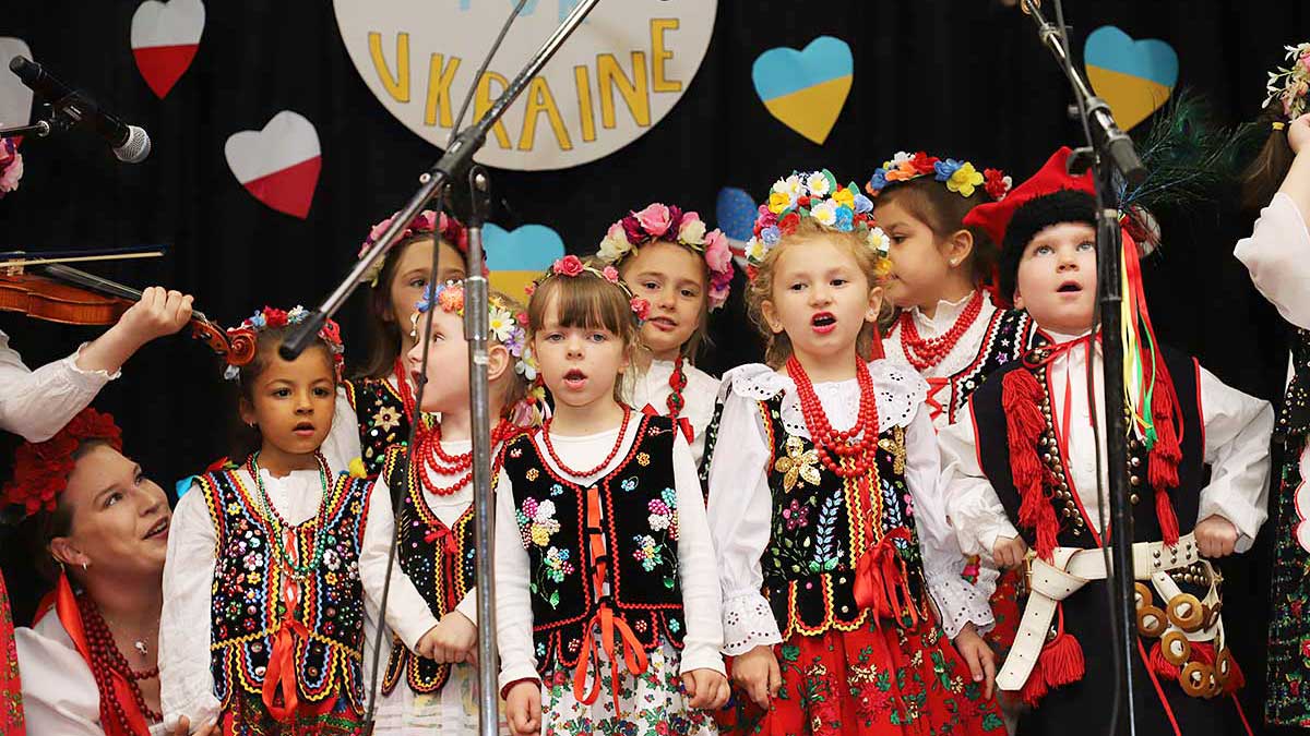 Serca Polonii biły jednym rytmem dla Ukrainy. Wielki koncert w Centrum Polsko-Słowiańskim na Greenpoincie
