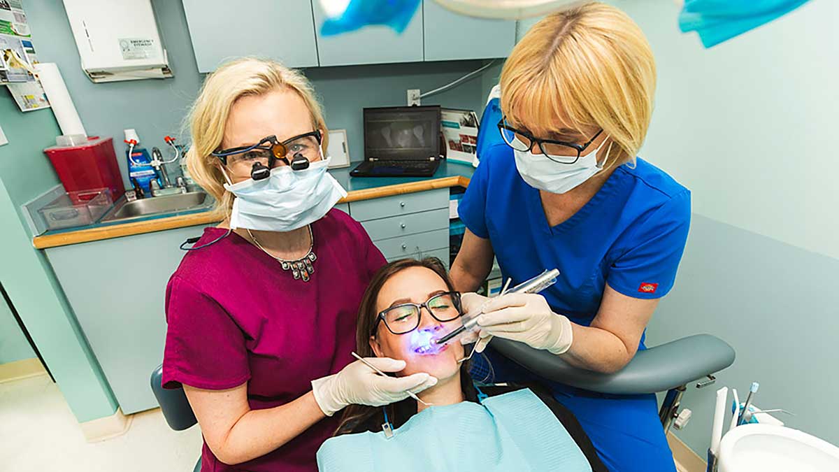 Polski dentysta dla całej rodziny w Nowym Jorku. Joanna Zimny w Bedford Dentistry na Greenpoincie