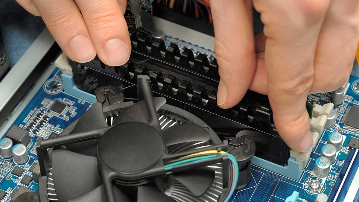 Komputery i oprogramowanie naprawia i instaluje w NY, NJ i PA polska firma AnTech Computer Repairs  Serwis