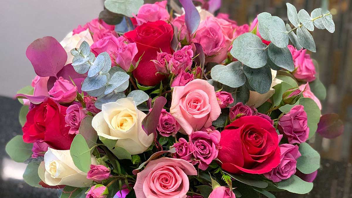 Na Walentynki kwiaty i kompozycje kwiatowe w NJ z polskiej kwiaciarni. Lilys Florist w Passaic