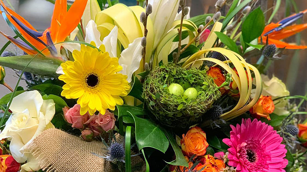 Kwiaty i kompozycje kwiatowe na Wielkanoc w New Jersey. Polska kwiaciarnia w NJ, Lilys Florist w Passaic