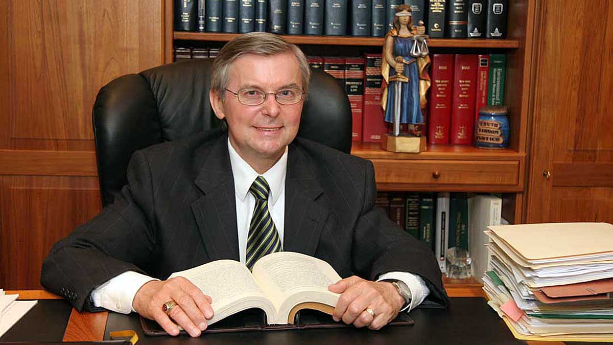 Polski adwokat na wypadek w NY - Andrzej Kamiński na Greenpoincie