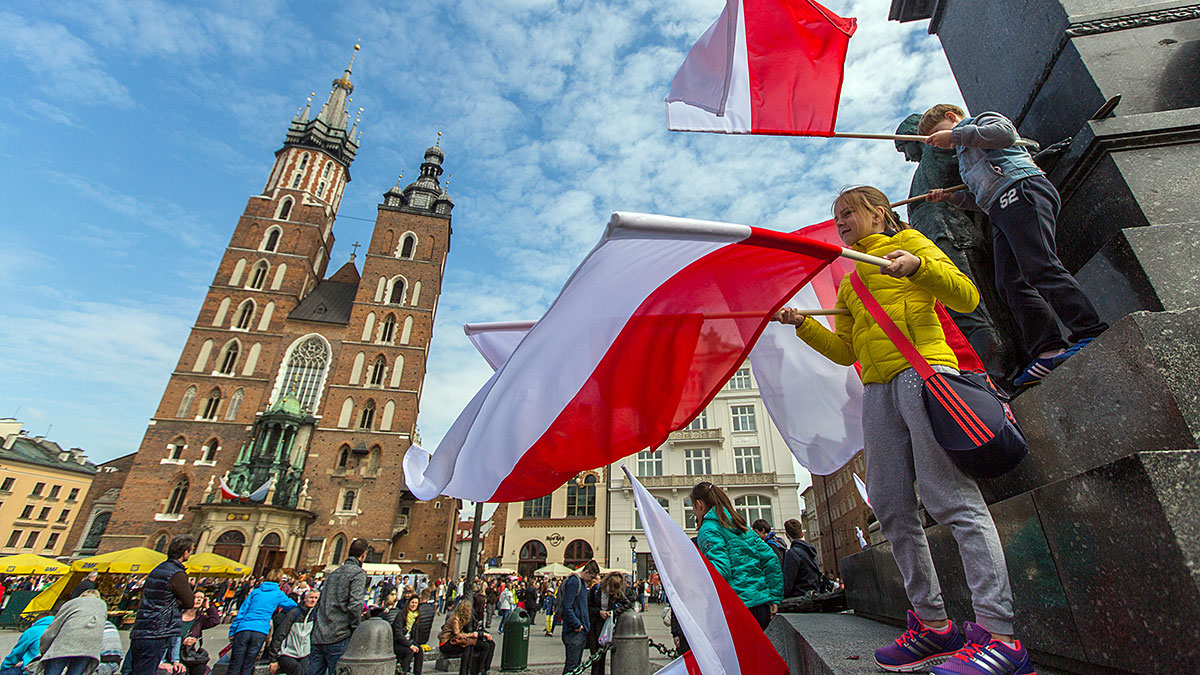 2 maja Dzień Polonii i Polaków za Granicą oraz Dzień Flagi RP