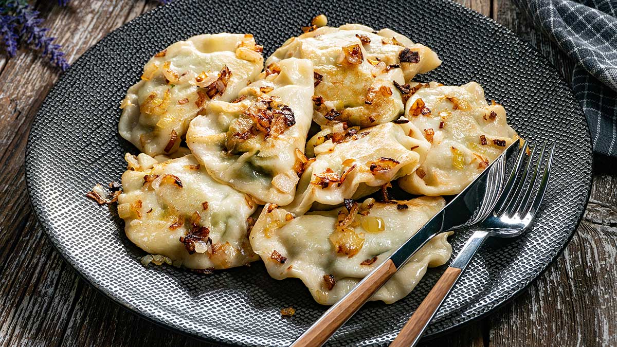 Polskie pierogi, pyzy i krokiety w USA z Dymski Pierogies, producenta i dystrybutora polskiej żywności