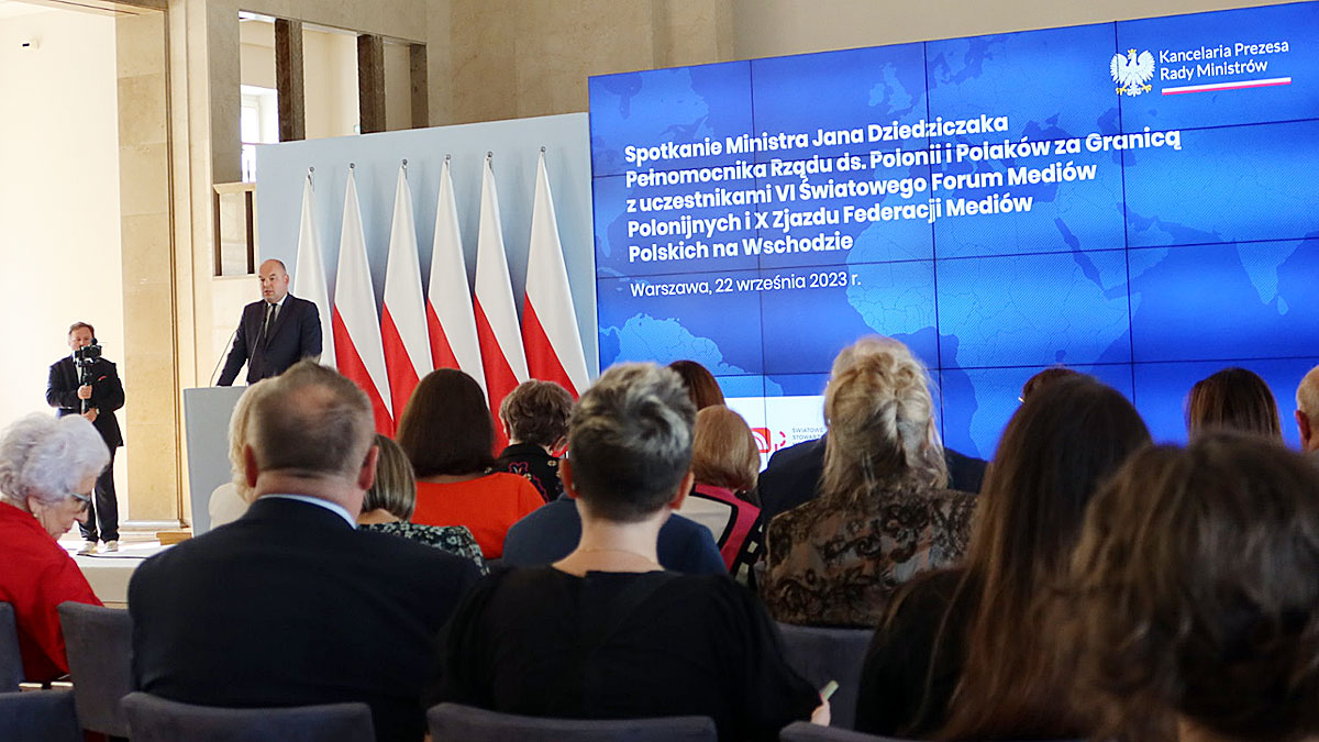 Dziennikarze polonijni z pięciu kontynentów spotkali się w Warszawie
