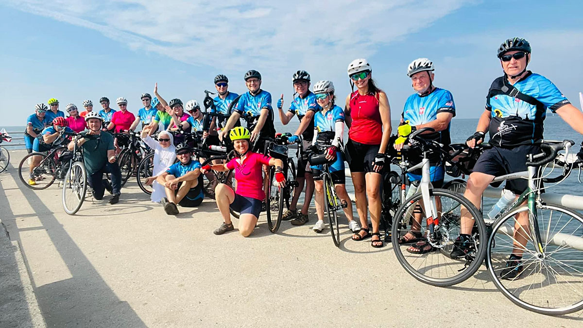 IX Pielgrzymka Rowerowa z Bostonu do Częstochowy: wierni w wierze, na rowerze 