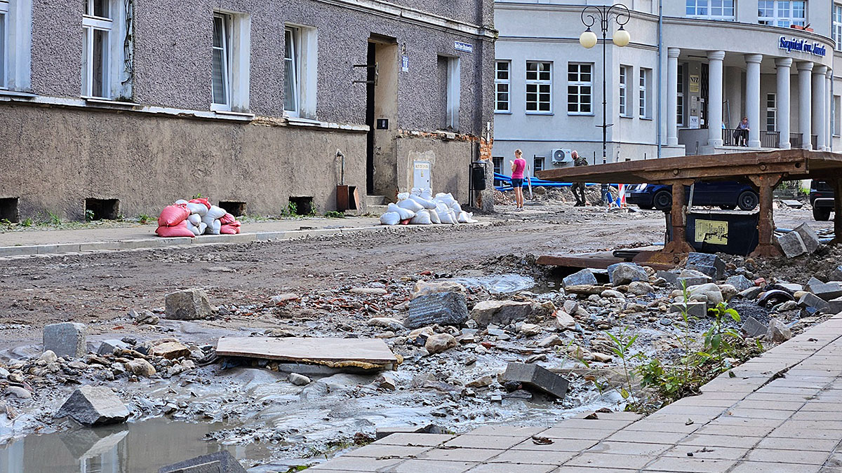 Miłość to konkretne czyny. Oaza pomaga Powodzianom